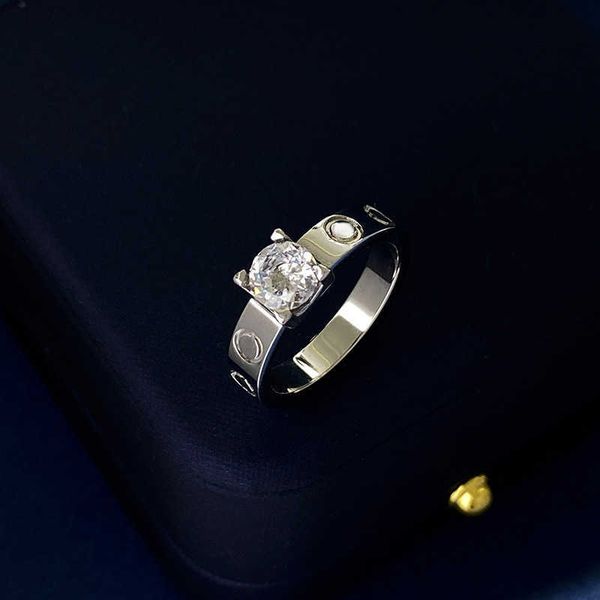 original boutique stainless steel ring new fashion personality carti four-claw single diamond screw print couple ufpu kj53, Silver
original boutique stainless steel ring new fashion personality carti four-claw single diamond screw print couple ufpu kj53, Silver