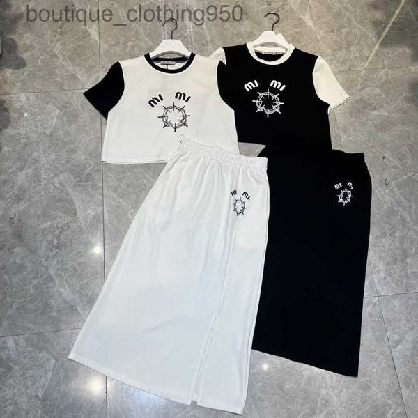 mi designer two piece dress women letter design short sleeve t shirt pure cotton tees split half skirt set, White
mi designer two piece dress women letter design short sleeve t shirt pure cotton tees split half skirt set, White