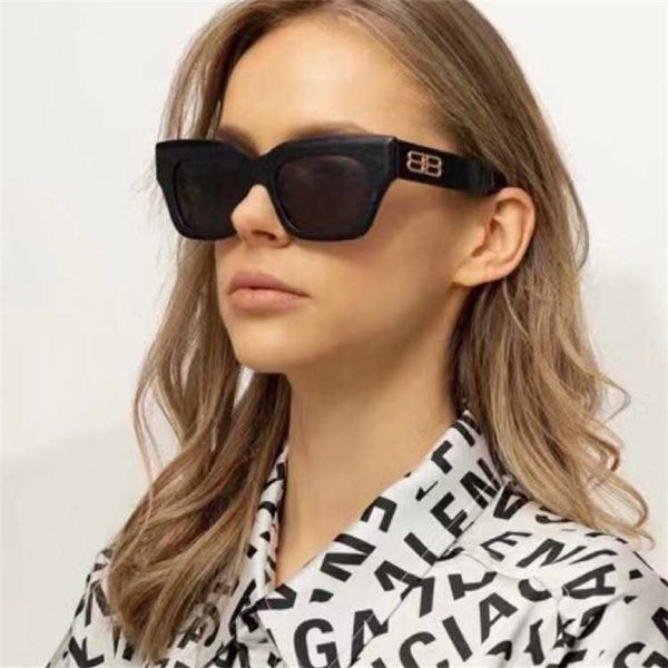 fashion bb sunglasses letter b paris brand b fashion large frame for women ins online red cat eyes for men bb0234 with original box, White;black
fashion bb sunglasses letter b paris brand b fashion large frame for women ins online red cat eyes for men bb0234 with original box, White;black