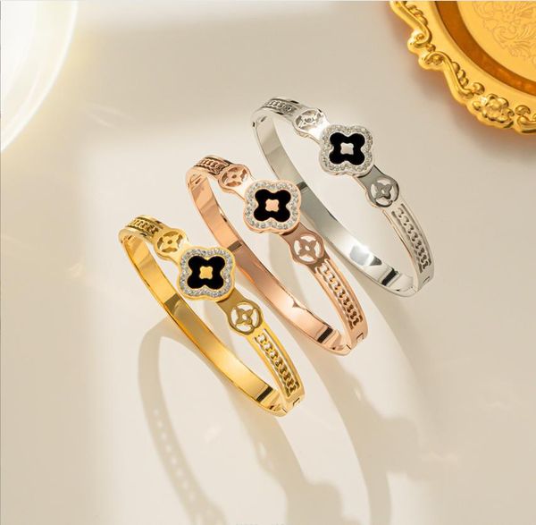 tennis titanium steel bracelet letter inlaid diamond hollow out bracelet fashion simple bracelet retro style handicraft, Golden;silver
tennis titanium steel bracelet letter inlaid diamond hollow out bracelet fashion simple bracelet retro style handicraft, Golden;silver