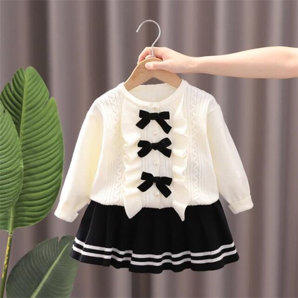 girls' sweater set autumn and winter new knitted two-piece female baby coat skirt suit skirt, White
girls' sweater set autumn and winter new knitted two-piece female baby coat skirt suit skirt, White