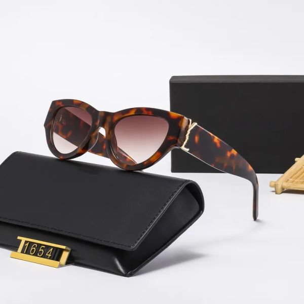2023 new retro pc sunglasses: classic design, 5 mirrored colors. men & women outdoors. boxed y1654sl., White;black
2023 new retro pc sunglasses: classic design, 5 mirrored colors. men & women outdoors. boxed y1654sl., White;black