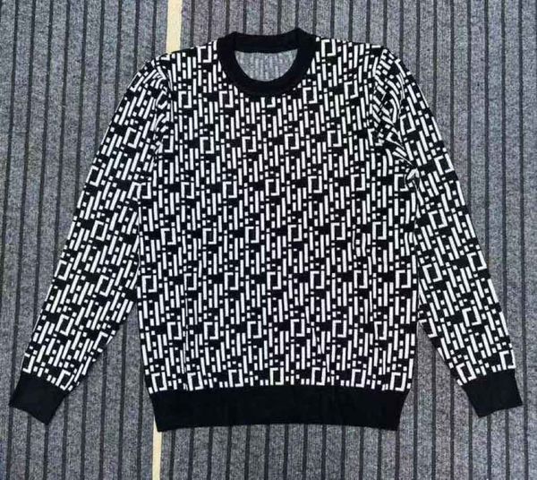 new fashion men's and women's designer sweater vintage classic luxury sweatshirt men's arm letter embroidery round neck comfo, White;black
new fashion men's and women's designer sweater vintage classic luxury sweatshirt men's arm letter embroidery round neck comfo, White;black