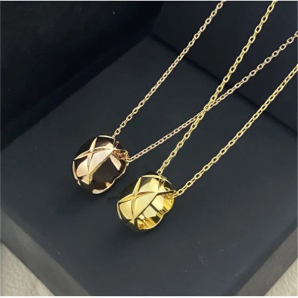 female ringer pattern pineapple collarbone chain plaid rose gold 18k electroplating couple jewelry manufacturers necklace g3343, Silver
female ringer pattern pineapple collarbone chain plaid rose gold 18k electroplating couple jewelry manufacturers necklace g3343, Silver
