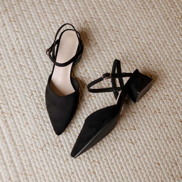 lady sandals thick heeled sandals high shoes for women in new headband versatile single shoe fairy style with a pointed toe on the middle he, Black
lady sandals thick heeled sandals high shoes for women in new headband versatile single shoe fairy style with a pointed toe on the middle he, Black