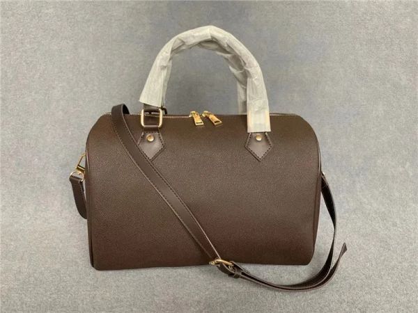 fashion women bags leather handbags shoulder bag 30/35cm crossbody messenger purse for lady handbag
fashion women bags leather handbags shoulder bag 30/35cm crossbody messenger purse for lady handbag