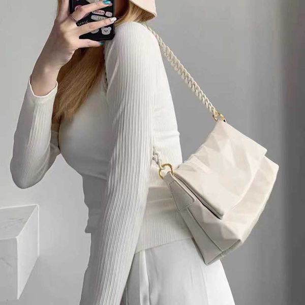 new crossbody women's bag small and popular design fashionable and versatile chain shoulder strap shoulder leather underarm bag
new crossbody women's bag small and popular design fashionable and versatile chain shoulder strap shoulder leather underarm bag