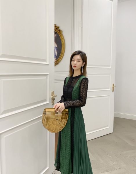 new s-elf portrait green patchwork black water-soluble lace perspective long sleeved temperament pleated long skirt dress, Black;gray
new s-elf portrait green patchwork black water-soluble lace perspective long sleeved temperament pleated long skirt dress, Black;gray
