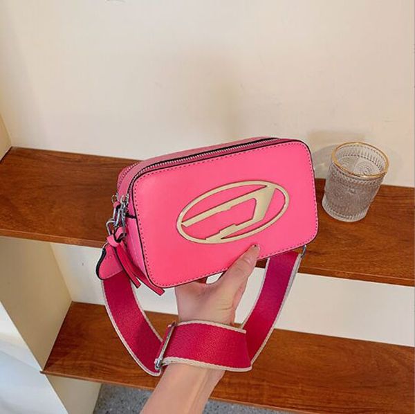 designers wallets messenger bag for women crossbody camera bag leather double zip color matching casual wide strap shoulder bags, Red;black
designers wallets messenger bag for women crossbody camera bag leather double zip color matching casual wide strap shoulder bags, Red;black
