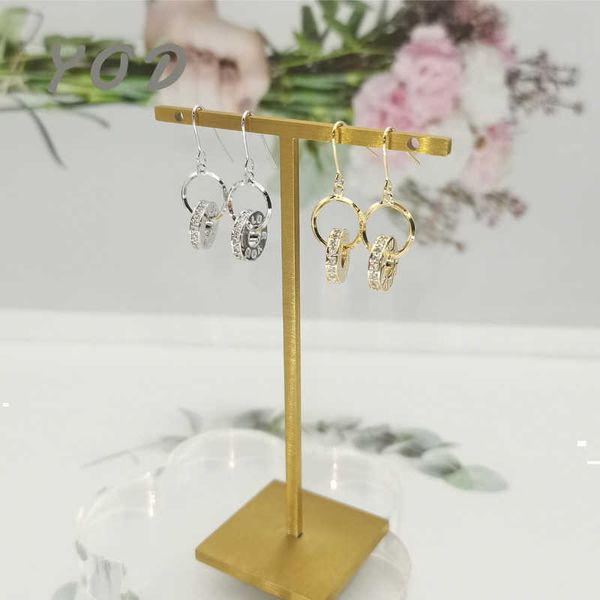 original boutique earrings new fashion style french advanced sense carti letter ring earhook versatile gold female, Golden;silver
original boutique earrings new fashion style french advanced sense carti letter ring earhook versatile gold female, Golden;silver