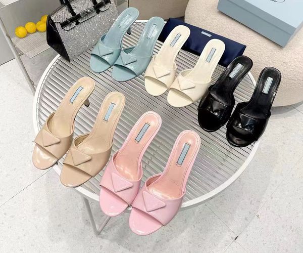 luxurys designers slipper sandals brushed patent leather women slippers high heels pumps inverted triangle flip flops flat slides ladies sho, Black
luxurys designers slipper sandals brushed patent leather women slippers high heels pumps inverted triangle flip flops flat slides ladies sho, Black