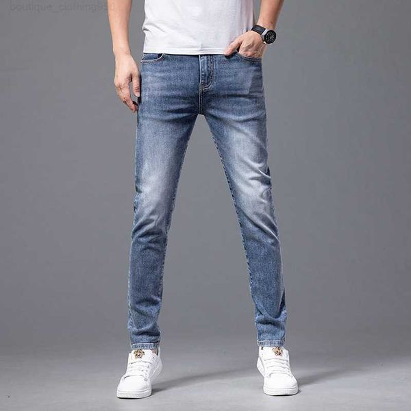 designer mens summer casual slightly elastic pants youth mid rise denim blue embroidered jeans
designer mens summer casual slightly elastic pants youth mid rise denim blue embroidered jeans