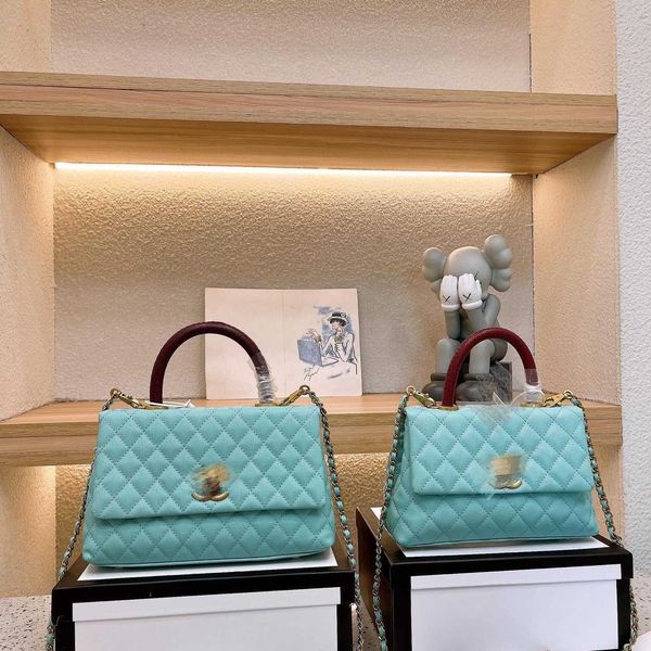 evening bags xiaoxiangjia caviar seldsburg series women's portable flap bag original hardware buckletyos
evening bags xiaoxiangjia caviar seldsburg series women's portable flap bag original hardware buckletyos