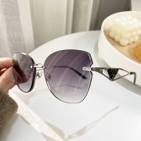 designer pra sunglasses for men and women outdoor travel dual color gradient large frame plain face fashion sunglasses uv protection beach g, White;black
designer pra sunglasses for men and women outdoor travel dual color gradient large frame plain face fashion sunglasses uv protection beach g, White;black