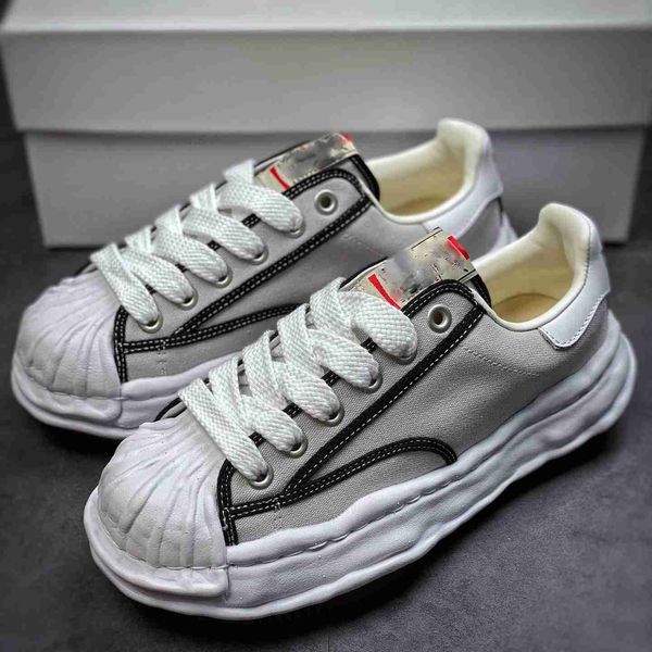 men's ladies canvas casual shoes black and white sole sneakers toe mihara yasuhiro mmy designer luxury leather outdoor running shoes 36
men's ladies canvas casual shoes black and white sole sneakers toe mihara yasuhiro mmy designer luxury leather outdoor running shoes 36
