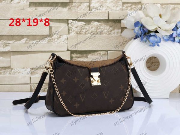 women's old flower shoulder leather strap handbag fashion crossbody bag daily commute embossing shopping bag casual women's should
women's old flower shoulder leather strap handbag fashion crossbody bag daily commute embossing shopping bag casual women's should