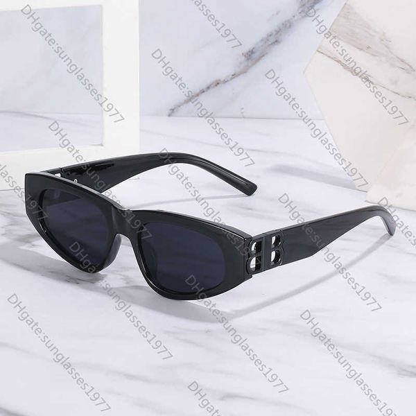 Fashion sunglasses New lightweight frame myopia flat lens glasses for men and women Simple fashionable large face thin Sunglasses
Fashion sunglasses New lightweight frame myopia flat lens glasses for men and women Simple fashionable large face thin Sunglasses