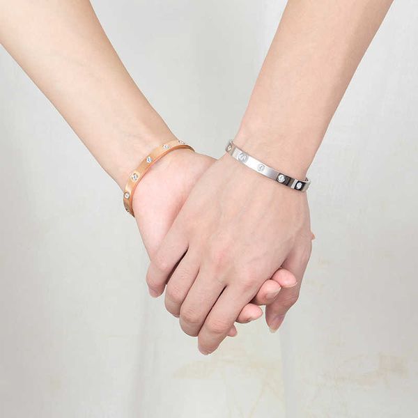high version bracelet female 18k rose gold sterling silver couple net red light luxury exquisite ins minor colorless girlfriend yncb lazv, Black
high version bracelet female 18k rose gold sterling silver couple net red light luxury exquisite ins minor colorless girlfriend yncb lazv, Black