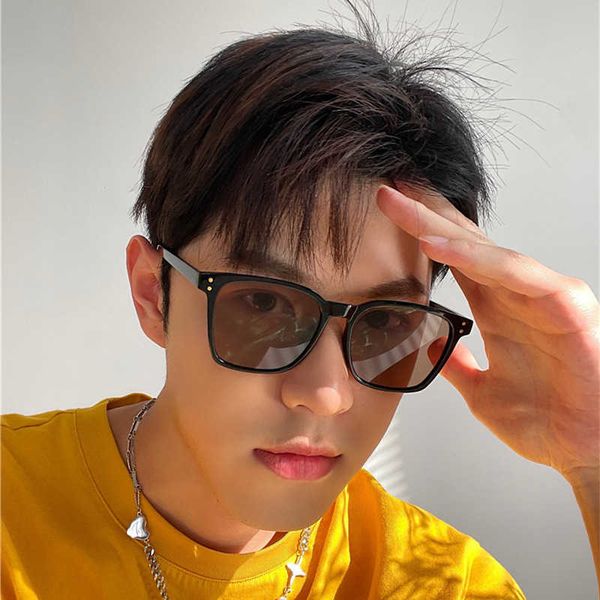 korean fashion box tan women's summer sunscreen concave shape glasses men's driving anti ultraviolet sunglasses, White;black
korean fashion box tan women's summer sunscreen concave shape glasses men's driving anti ultraviolet sunglasses, White;black
