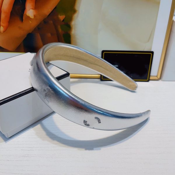 fashion popular headband brand hairhoop designer classic hairhoop or women channel outdoor sports headwear ccity hair accessories fx1c
fashion popular headband brand hairhoop designer classic hairhoop or women channel outdoor sports headwear ccity hair accessories fx1c