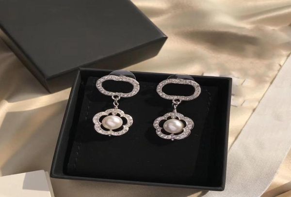 hoop type earrings luxurys desingers extravagant dangle ear loop jewelry lady classic designer silver letter elagant 2769249, Golden;silver
hoop type earrings luxurys desingers extravagant dangle ear loop jewelry lady classic designer silver letter elagant 2769249, Golden;silver