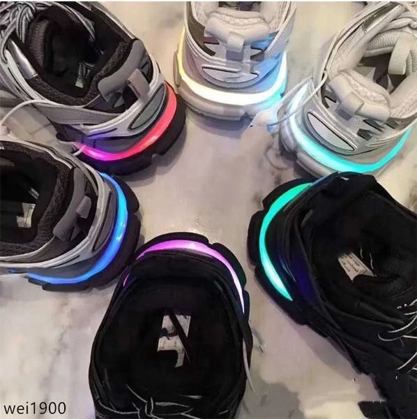 designer balencaigaitys shoes luxury brand designer womens mens casual shoe track 3 3.0 led sneaker lighted gomma leather trai wmew gah, Black
designer balencaigaitys shoes luxury brand designer womens mens casual shoe track 3 3.0 led sneaker lighted gomma leather trai wmew gah, Black