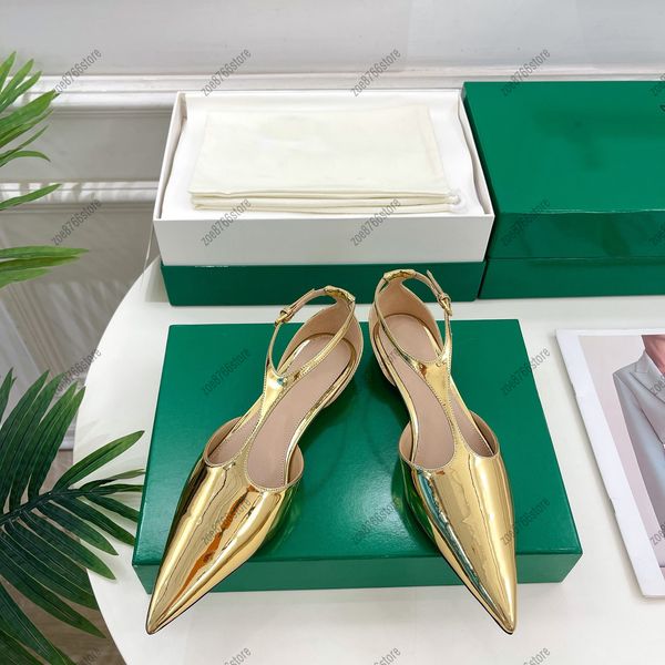 luxury ladies dress shoes with pointed toe flat heel glossy shoes designer ladies black gold fashion classic ladies wedding party resort
luxury ladies dress shoes with pointed toe flat heel glossy shoes designer ladies black gold fashion classic ladies wedding party resort
