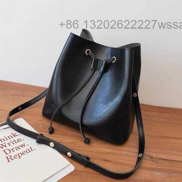 excellent quality orignal real leather fashion women shoulder bag tote designer handbags presbyopic shopping purse luxury messenger
excellent quality orignal real leather fashion women shoulder bag tote designer handbags presbyopic shopping purse luxury messenger