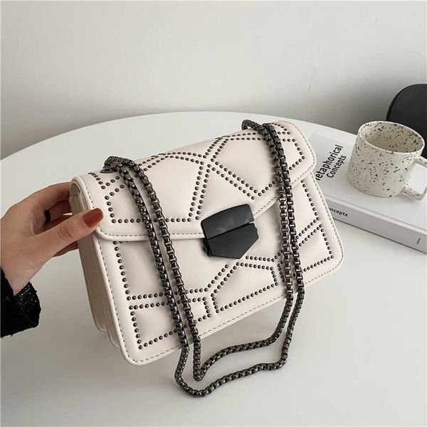 bag women's summer new fashion women's shoulder bag western-style chain crossbody bag texture large women's bag
bag women's summer new fashion women's shoulder bag western-style chain crossbody bag texture large women's bag