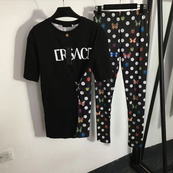 2023 designers women's tracksuits letter shirt new butterfly beetle polka dot print pin embellished short sleeve t-shirt skinny legging, Gray
2023 designers women's tracksuits letter shirt new butterfly beetle polka dot print pin embellished short sleeve t-shirt skinny legging, Gray