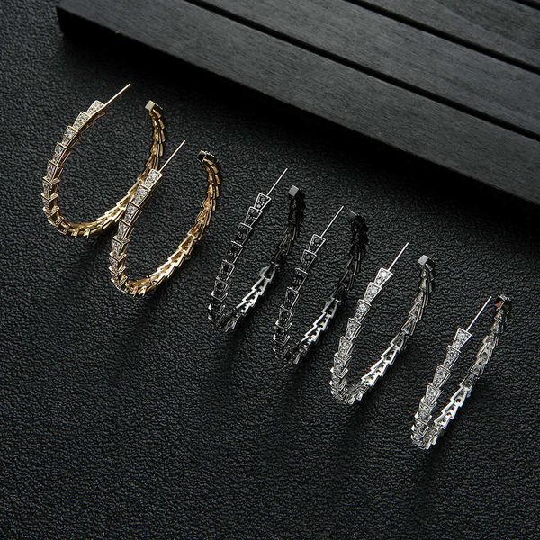 eller sparkling and minimalist temperament carti's classic multi-color fashion series 925 silver needle zircon earrings, Golden;silver
eller sparkling and minimalist temperament carti's classic multi-color fashion series 925 silver needle zircon earrings, Golden;silver