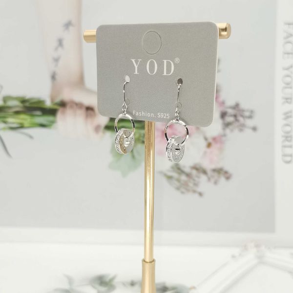 original designer earrings new fashion style french advanced sense carti letter ring earhook versatile gold female o2ck, Golden;silver
original designer earrings new fashion style french advanced sense carti letter ring earhook versatile gold female o2ck, Golden;silver