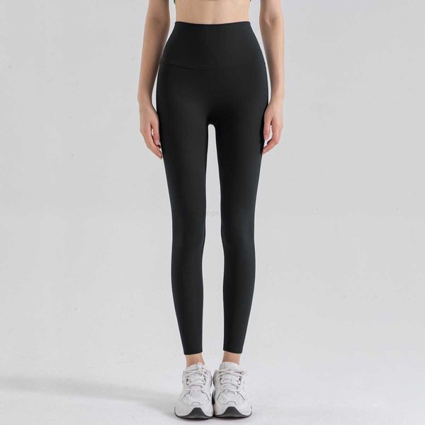 ll yoga pants women's high-waisted buttocks fitness double-sided abrasion nine-point sports nude pants
ll yoga pants women's high-waisted buttocks fitness double-sided abrasion nine-point sports nude pants