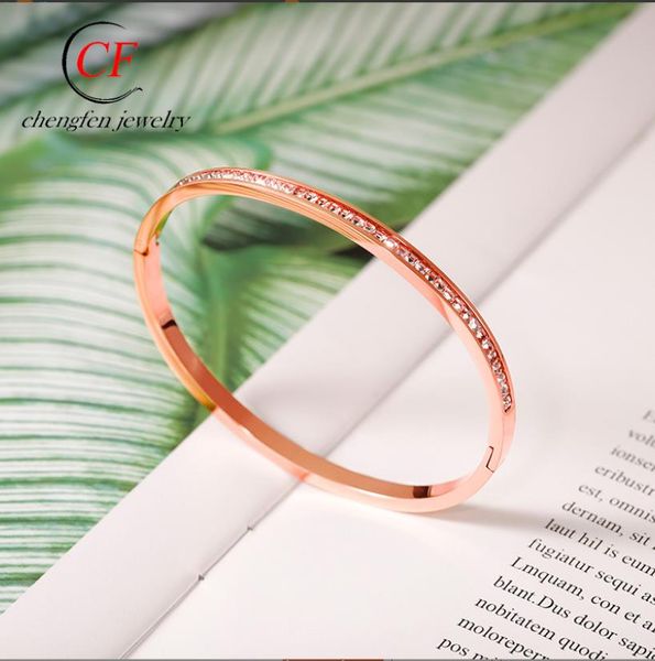 tennis fashionable european and american titanium steel inlaid zircon fine bracelet, light luxury, exquisite and versatile stainless steel r, Golden;silver
tennis fashionable european and american titanium steel inlaid zircon fine bracelet, light luxury, exquisite and versatile stainless steel r, Golden;silver
