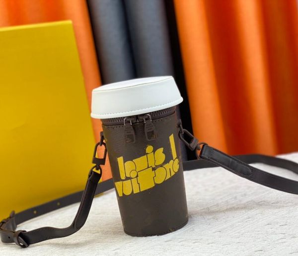luxury bags women coin purses graffit letter coffee cup handbags female shoulder bags totes famous brand clutch bags wallet women zipper pur, Red;black
luxury bags women coin purses graffit letter coffee cup handbags female shoulder bags totes famous brand clutch bags wallet women zipper pur, Red;black