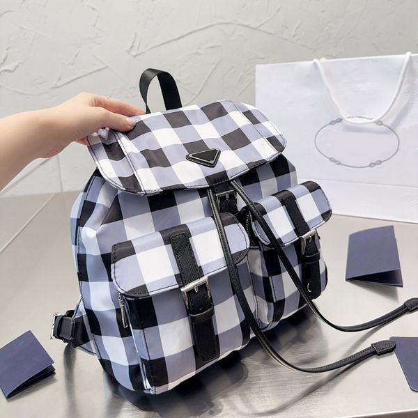 brand designer backpack women's fashion nylon travel large capacity bag men's luxury genuine leather backpack
brand designer backpack women's fashion nylon travel large capacity bag men's luxury genuine leather backpack