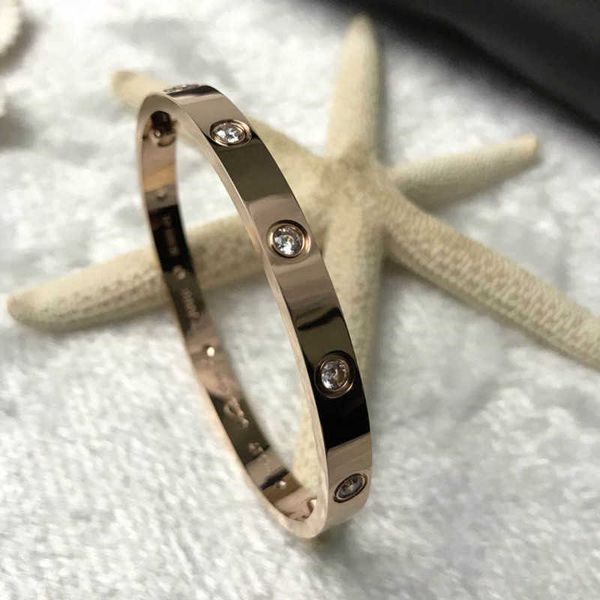 eller 18k rose gold titanium steel bracelet for men and women's couples korean classic as a gift valentine's day, Black
eller 18k rose gold titanium steel bracelet for men and women's couples korean classic as a gift valentine's day, Black