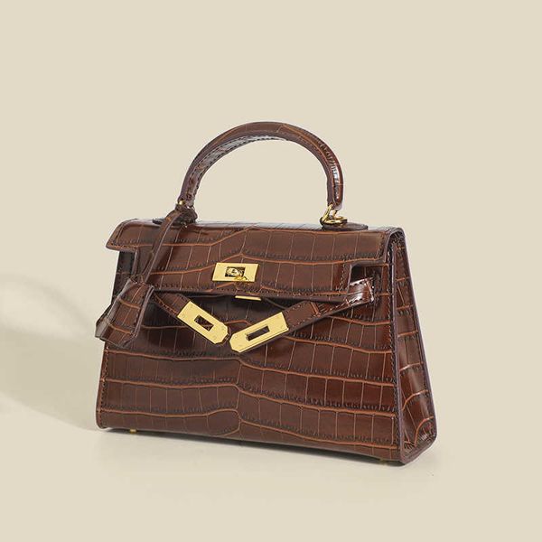 designer hemrres tote bag 2023 new second-generation kelys bag stone pattern fashion trend portable shoulder messenger
designer hemrres tote bag 2023 new second-generation kelys bag stone pattern fashion trend portable shoulder messenger