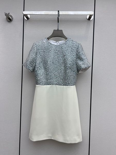 chan new designer dress summer dress for women 2023 camellia sequins designer fashion womens designer clothing dress dinner party dress moth, White;black
chan new designer dress summer dress for women 2023 camellia sequins designer fashion womens designer clothing dress dinner party dress moth, White;black