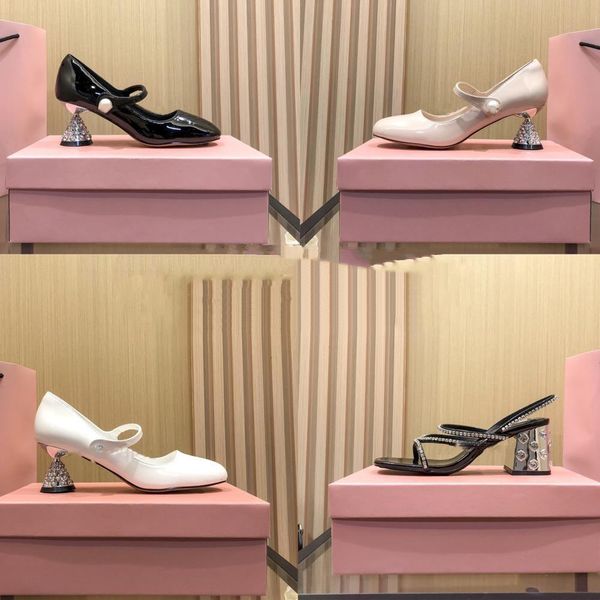 womens slippers ladies wool slides winter fur fluffy furry warm letters sandals comfortable fuzzy inverted triangular iron sheet girl flip f, Black
womens slippers ladies wool slides winter fur fluffy furry warm letters sandals comfortable fuzzy inverted triangular iron sheet girl flip f, Black