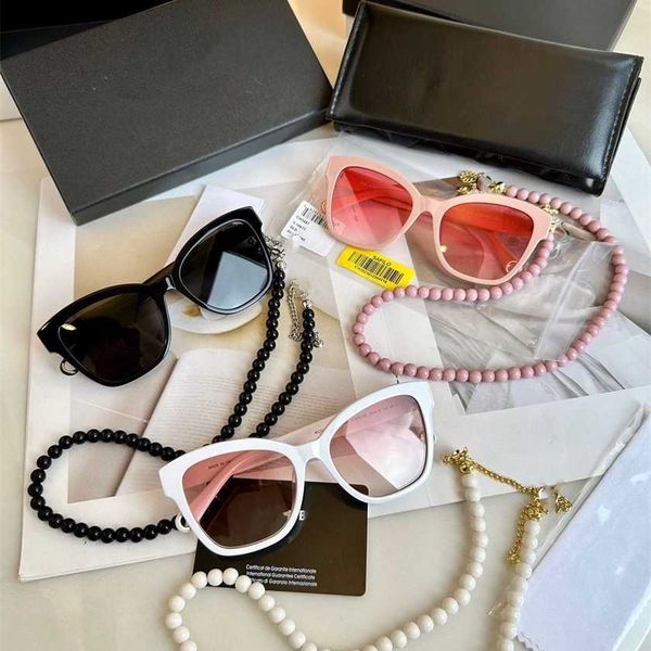 2023 quality new ch5487 box pearl chain pendant for women uv sun protection high edition sunglasses, White;black
2023 quality new ch5487 box pearl chain pendant for women uv sun protection high edition sunglasses, White;black