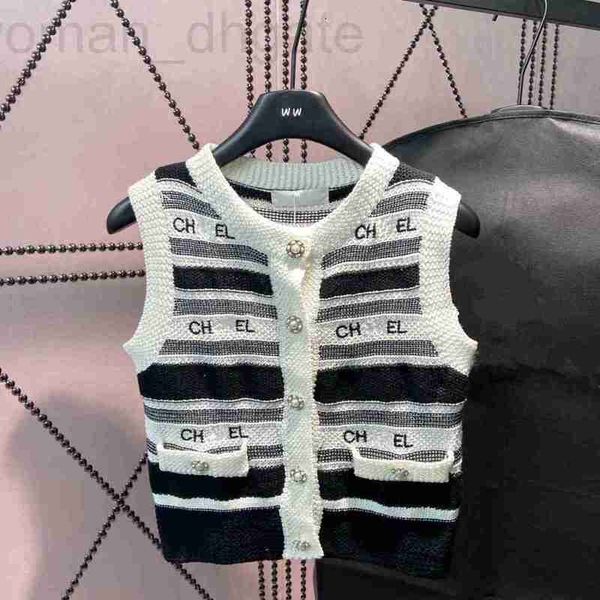 women's knits & tees designer womens designers knit vest sweaters t shirts designer striped letter sleeveless fashion style ladies pul, White
women's knits & tees designer womens designers knit vest sweaters t shirts designer striped letter sleeveless fashion style ladies pul, White