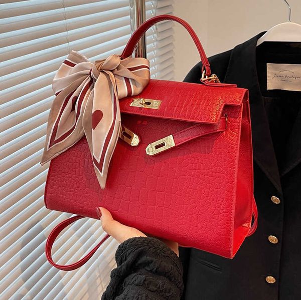 designer hemrres tote bag wedding 2023 premium small women's new bridesmaid handheld kelys red bridal
designer hemrres tote bag wedding 2023 premium small women's new bridesmaid handheld kelys red bridal