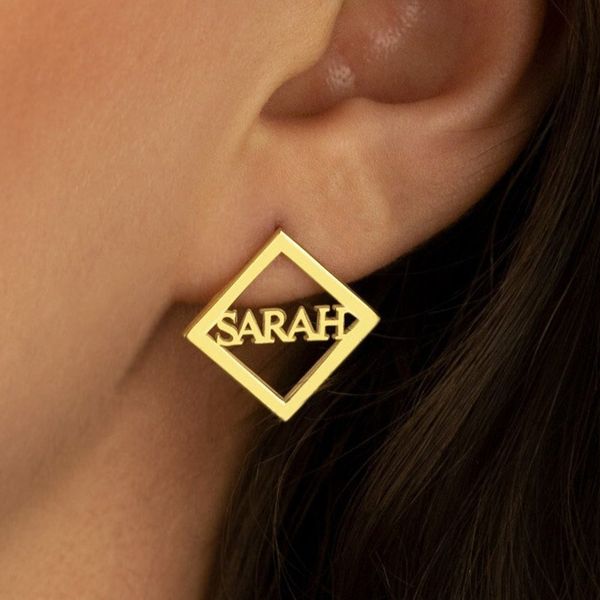 hoop huggie 1pair personalized square name earrings for women 18k gold plated letter stud earring stainless steel jewelry summer gifts 23071, Golden;silver
hoop huggie 1pair personalized square name earrings for women 18k gold plated letter stud earring stainless steel jewelry summer gifts 23071, Golden;silver
