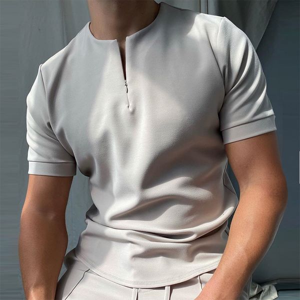 men's polos men casual polo shirt pure color short sleeve zipper design fitness sports t-shirt polo shirts harajuku streetwear 230710, White;black
men's polos men casual polo shirt pure color short sleeve zipper design fitness sports t-shirt polo shirts harajuku streetwear 230710, White;black