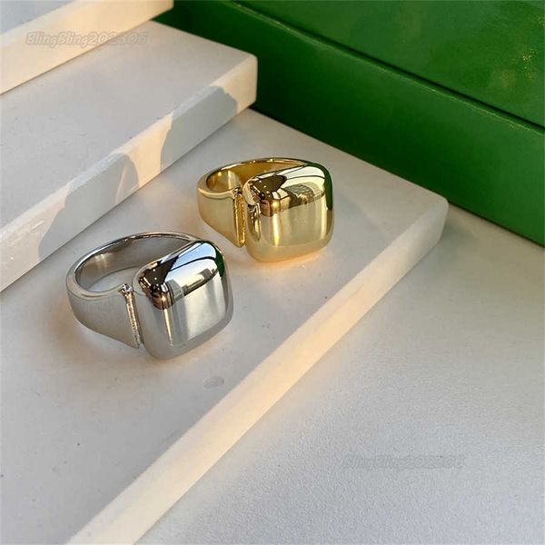 glossy square ring fashion gold-plated personality light luxury temperament metal cold style simple men and women jewelry, Silver
glossy square ring fashion gold-plated personality light luxury temperament metal cold style simple men and women jewelry, Silver