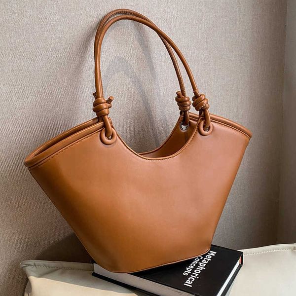 commuter large capacity tote bag for women new fashion niche design vegetable basket bag single shoulder bag big bag
commuter large capacity tote bag for women new fashion niche design vegetable basket bag single shoulder bag big bag