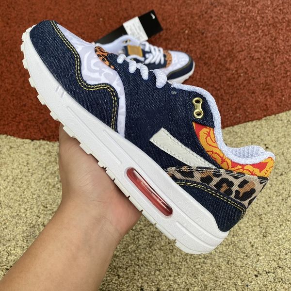 2023 trainer 1 premium running shoes denim leopard medium blue white university gold picante red metallic gold desert ochre
2023 trainer 1 premium running shoes denim leopard medium blue white university gold picante red metallic gold desert ochre
