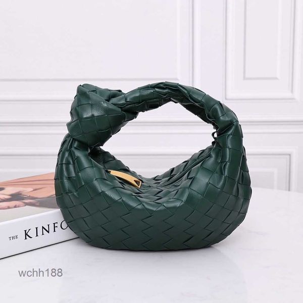 2023 classic sheepskin lady woven bags round bag jodie venetas women's girl knot designer underarm tote hobo curved mini leather handba
2023 classic sheepskin lady woven bags round bag jodie venetas women's girl knot designer underarm tote hobo curved mini leather handba