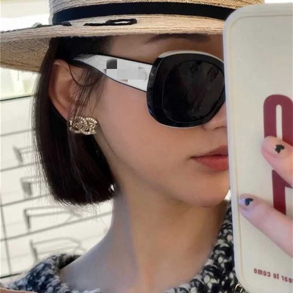 2023 new xiaoxiangjia ch9091 hepburn style sunglasses for women with white oval letters sunglasses, White;black
2023 new xiaoxiangjia ch9091 hepburn style sunglasses for women with white oval letters sunglasses, White;black